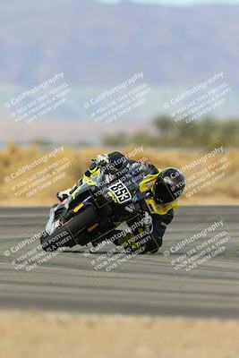media/Feb-07-2025-CVMA Friday Practice (Fri) [[7034960ba2]]/3-Racer 3-NRS/Session 4 (Turn 16)/